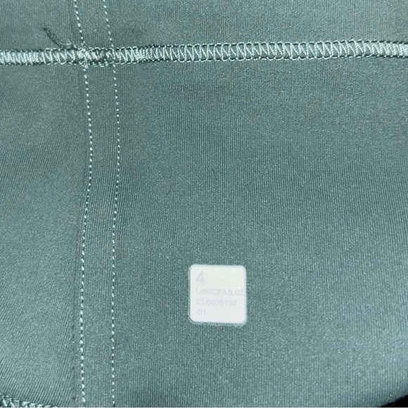 Lululemon Wunder Train Mesh Panel High-Rise Crop 21" - Picture 9 of 10